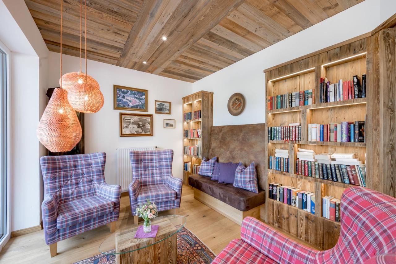 Hotel Zum Gourmet Seefeld in Tirol Bagian luar foto