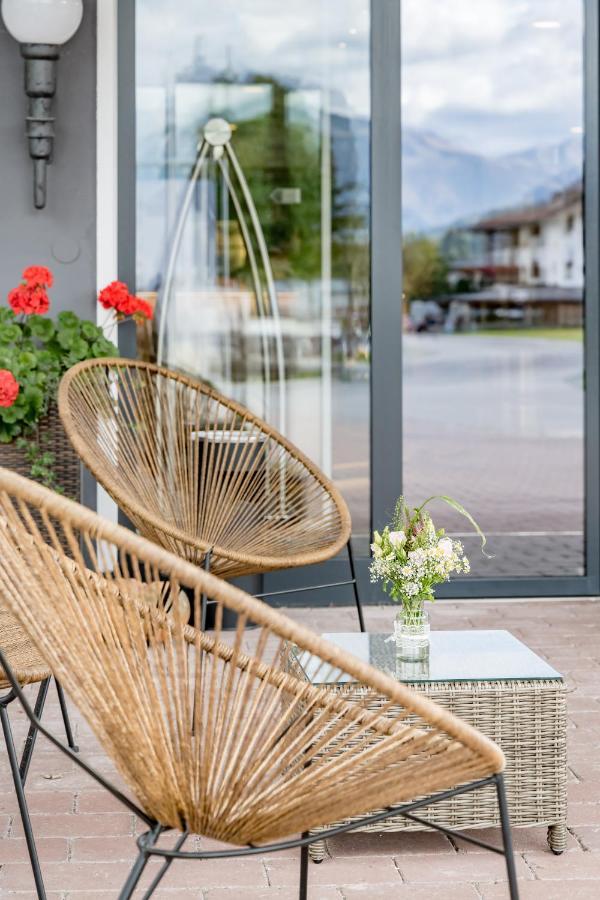 Hotel Zum Gourmet Seefeld in Tirol Bagian luar foto